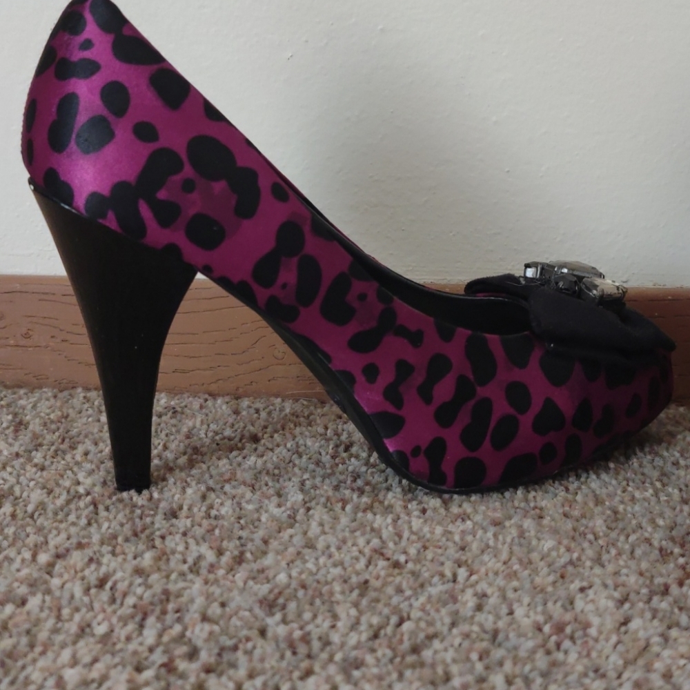 High heels - Picture 3 of 3